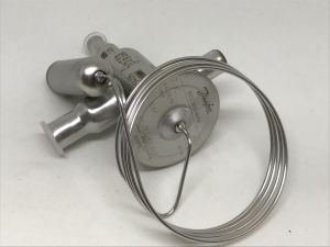 048. Expansion valve F470