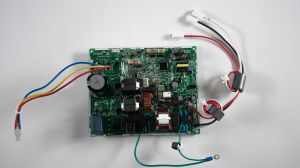 Kretskort till Daikin utedel: RXTM30N2V1B